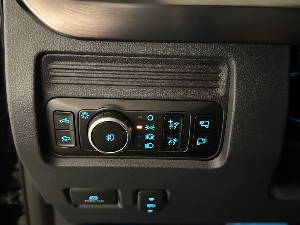 New 2026 Black Ford Lariat image 34