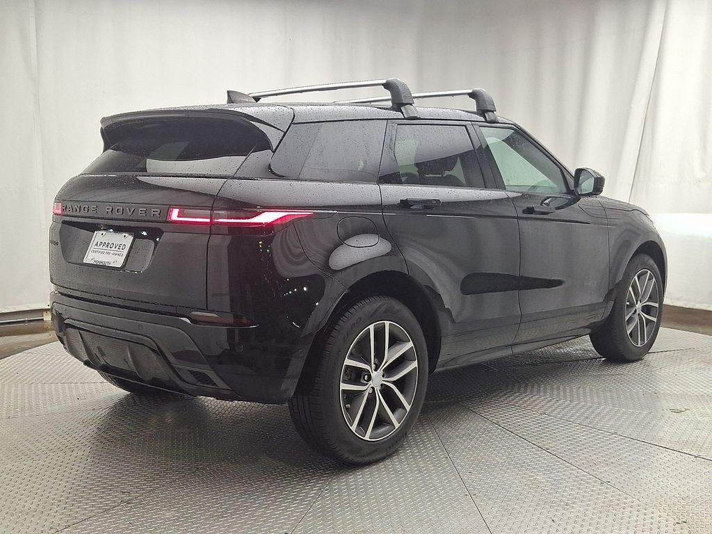 Thumbnail: 2026 Land Rover Range Rover Evoque - 4