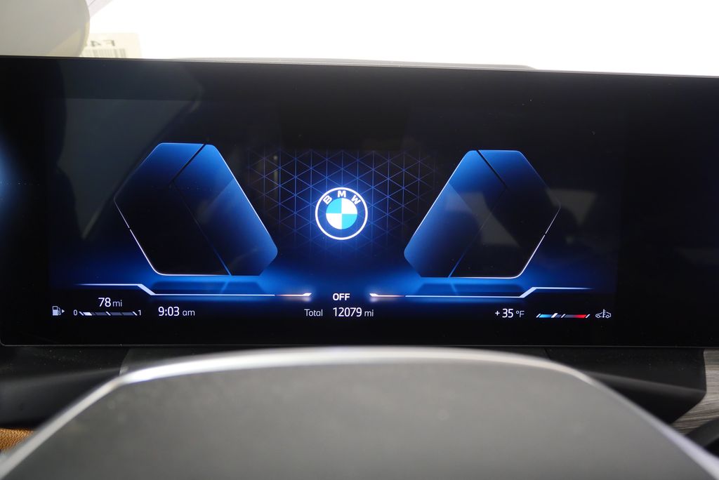 Thumbnail: 2025 BMW 3 Series - 23