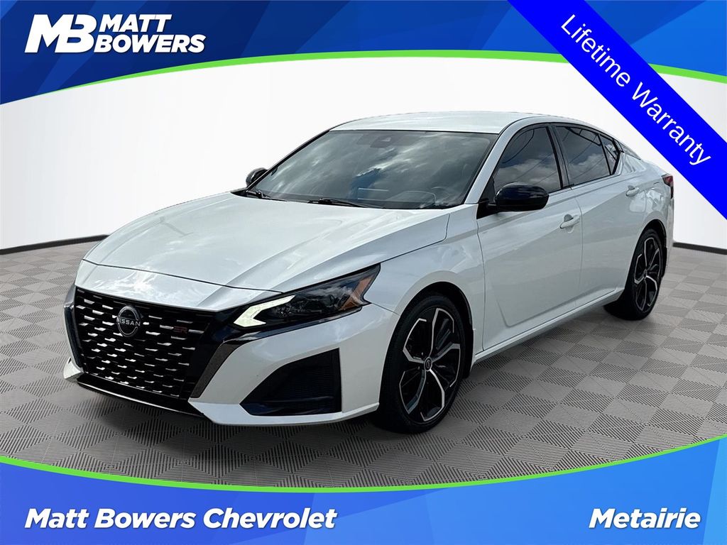2023 Nissan Altima 2.5 SR FWD