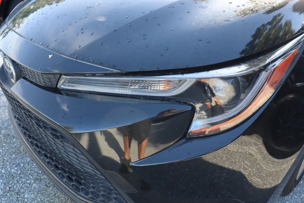 Thumbnail: 2022 Toyota Corolla - 3