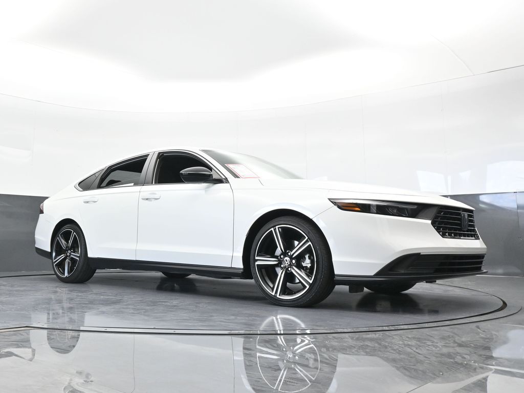 Used 2023 White Honda Sport image 56