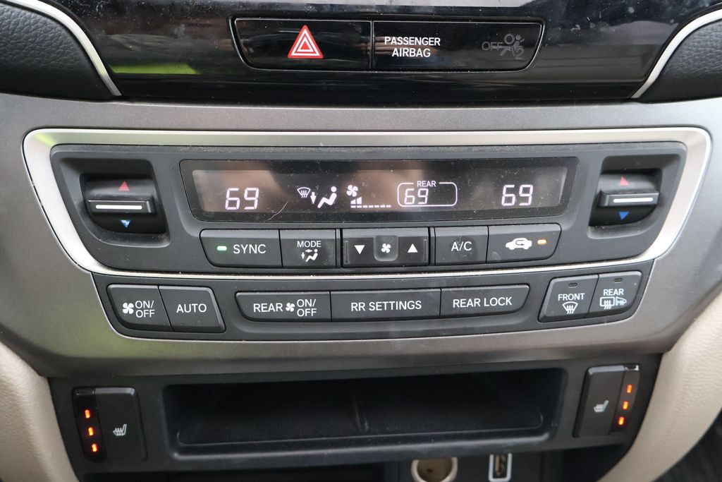 2020 Honda Pilot EX-L 26