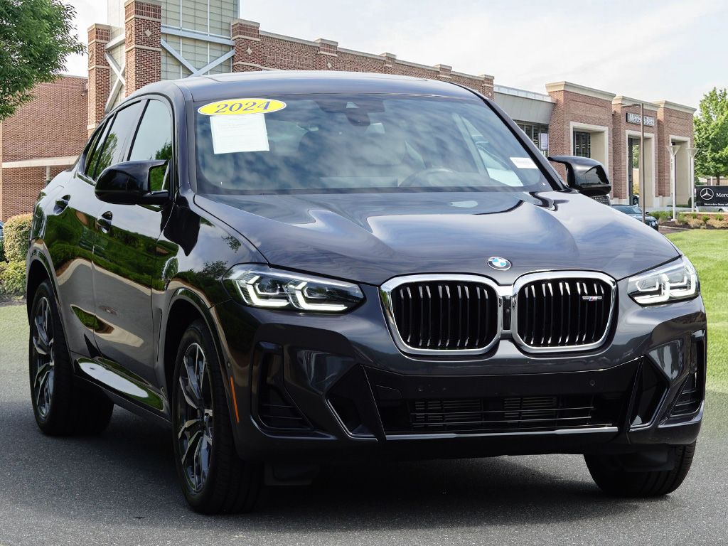 Thumbnail: 2024 BMW X4 - 3