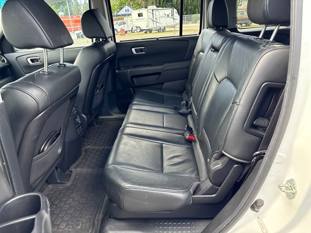 2014 Diamond White Pearl Honda Pilot Touring 4X4 SUV
