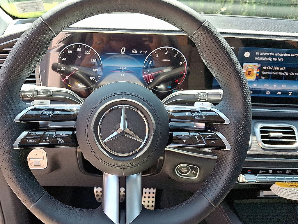 Thumbnail: 2026 Mercedes-Benz GLS - 16