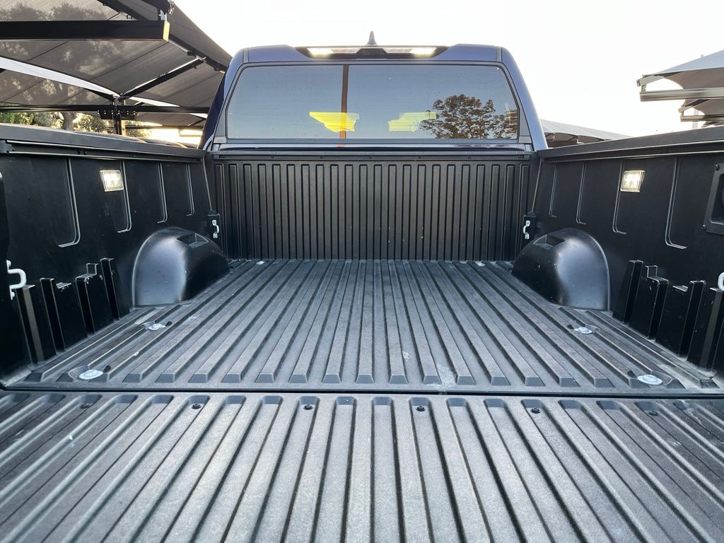 Thumbnail: 2024 Toyota Tundra - 9