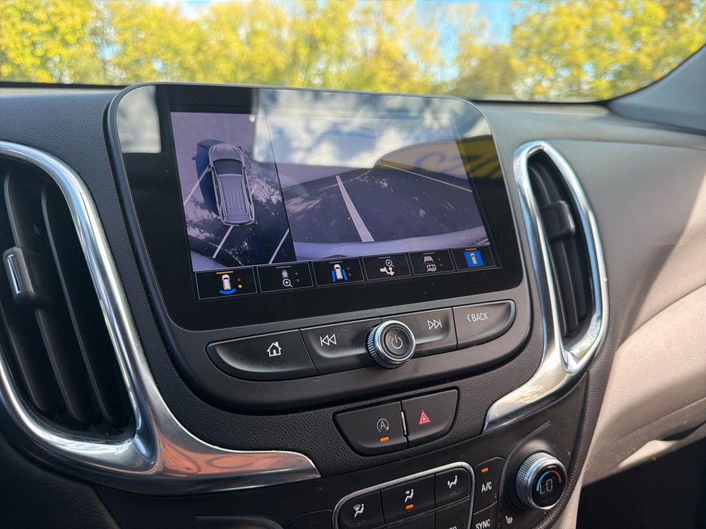 Thumbnail: 2023 Chevrolet Equinox - 30