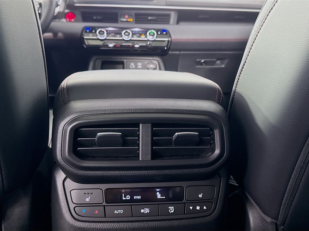 Used Car 2025 Honda Pilot  Black Edition For Sale Under $50,000 In Austin, Texas