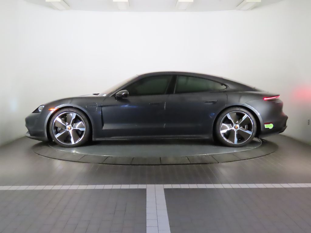 Thumbnail: 2021 Porsche Taycan - 2