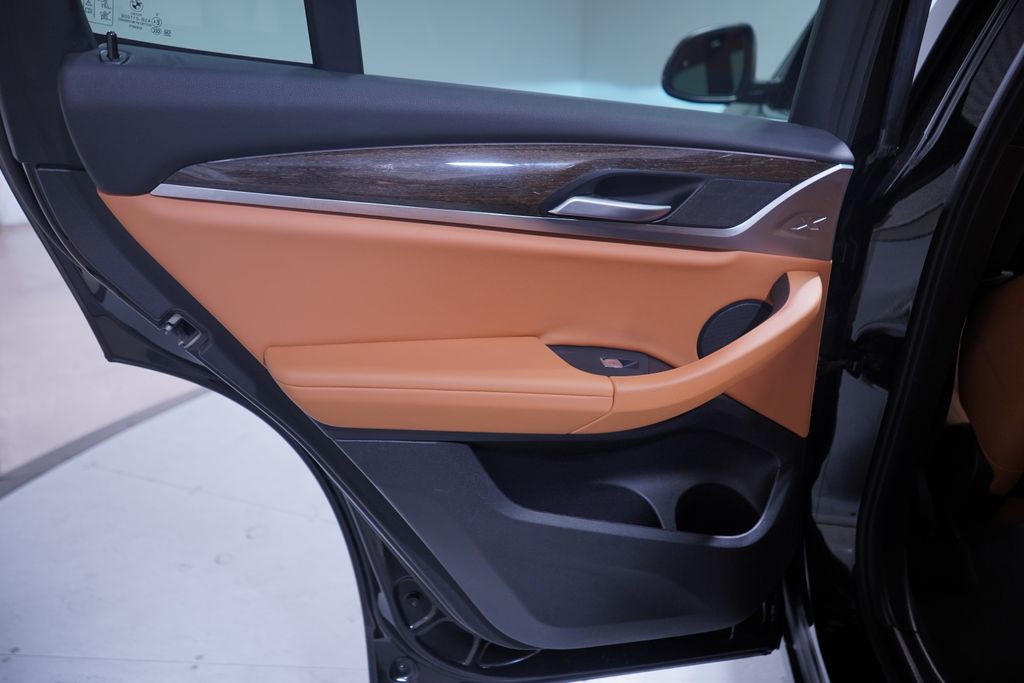Thumbnail: 2022 BMW X3 - 15