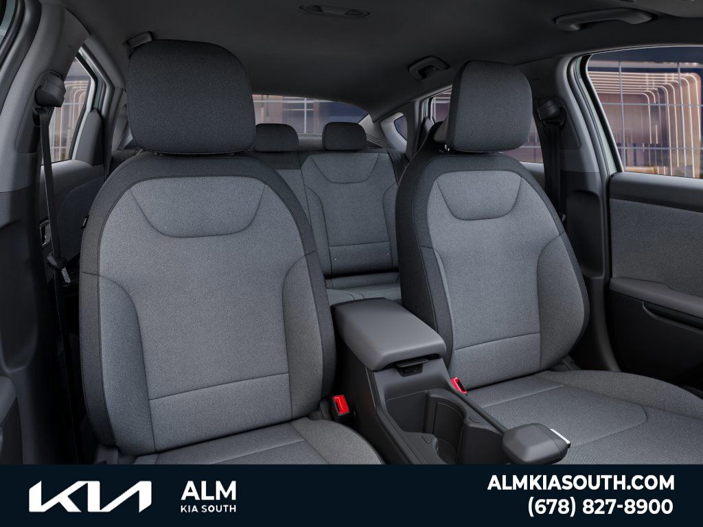 2025 Kia K4 LXS photo 11