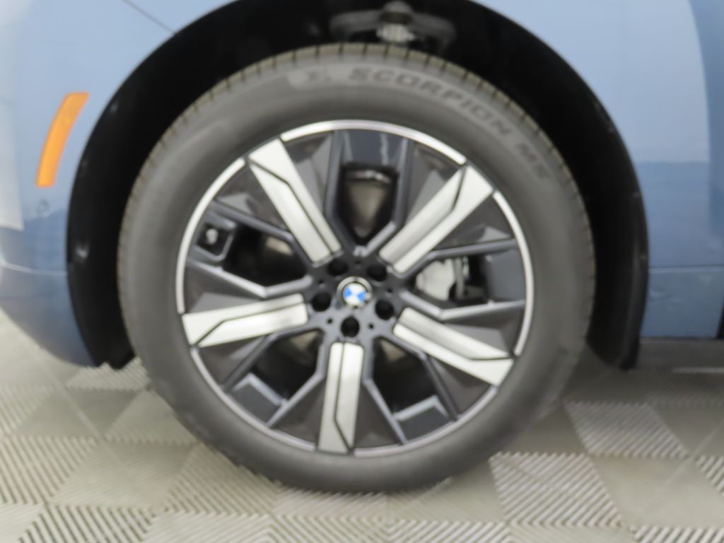 Thumbnail: 2026 BMW iX - 28