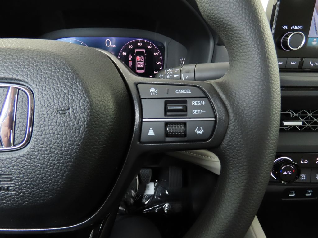 2025 Honda Accord SE 13
