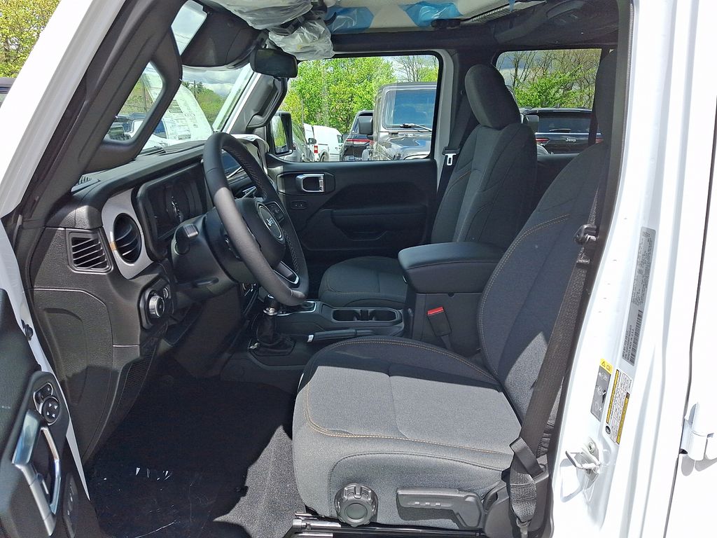 New 2026 Jeep Wrangler SUV