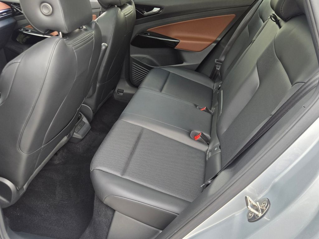 2021 Volkswagen Id.4 - $21,500