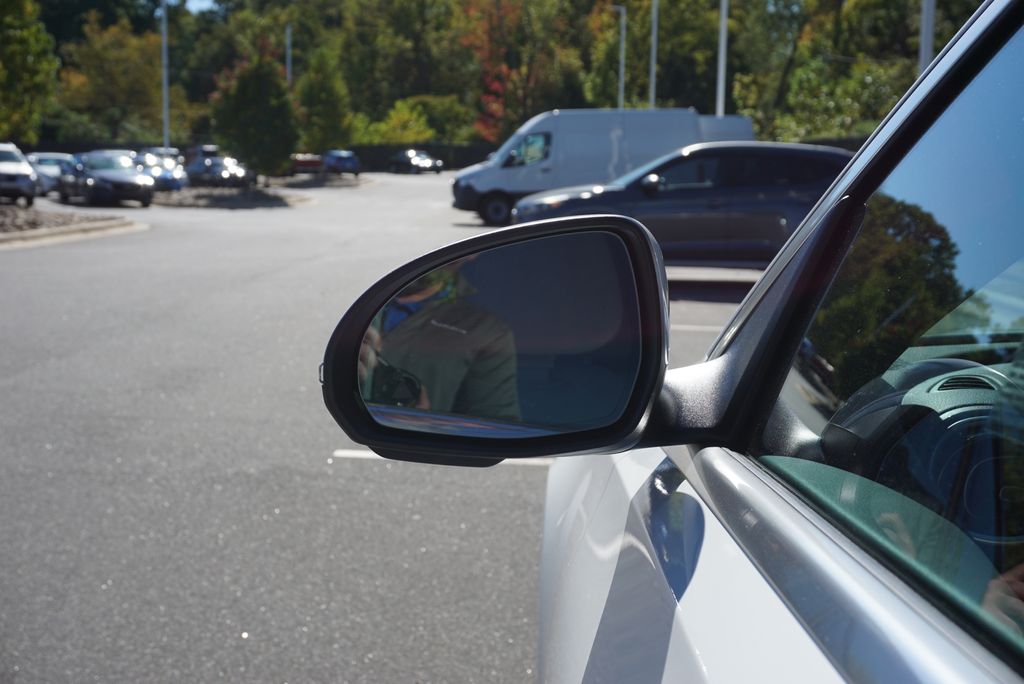 Thumbnail: 2026 Mercedes-Benz C-Class - 13