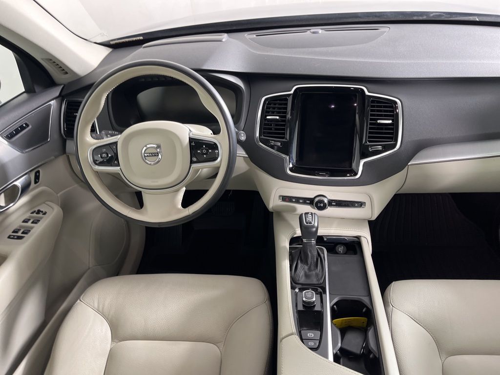 Thumbnail: 2022 Volvo XC90 - 6