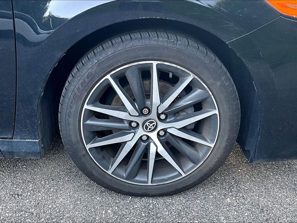 2022 Toyota Camry — photo 7