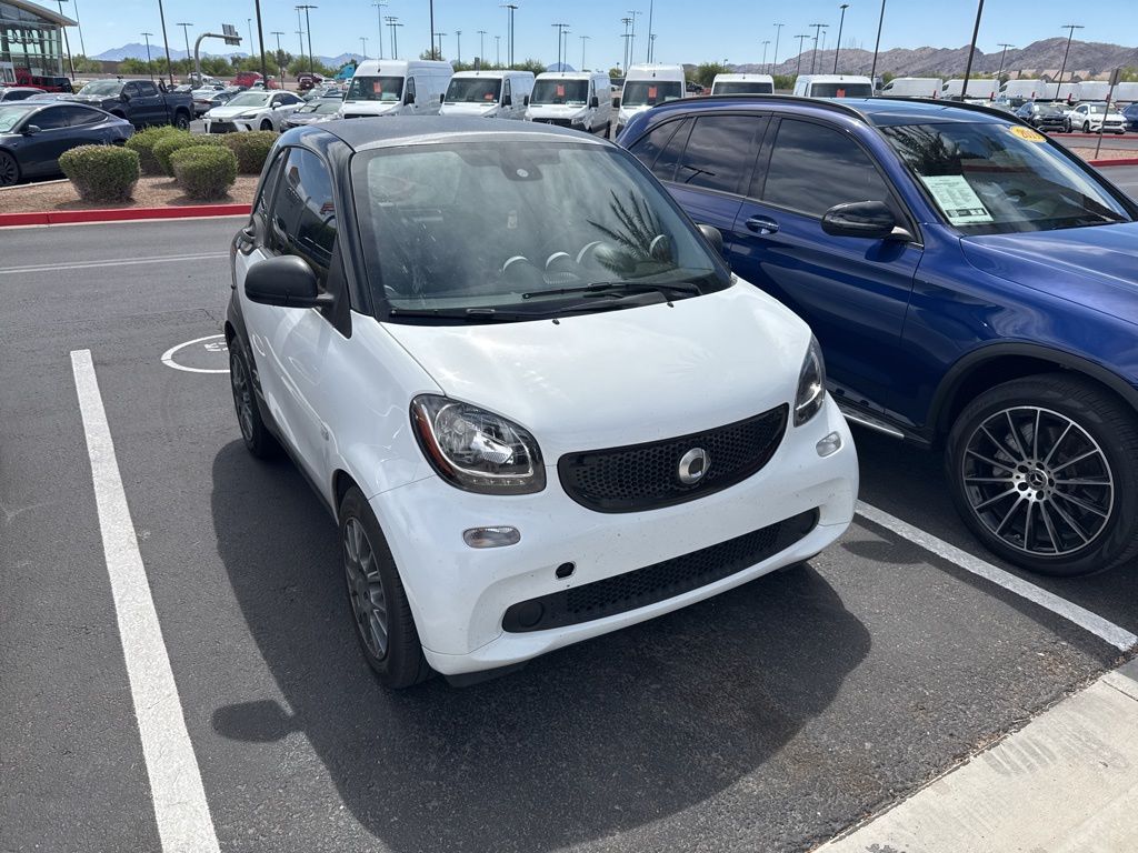 2016 smart fortwo Pure 2