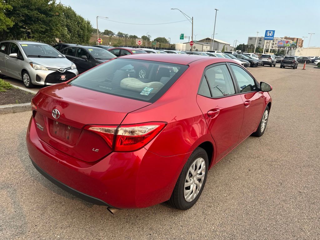 Used 2018 Red Toyota LE image 7