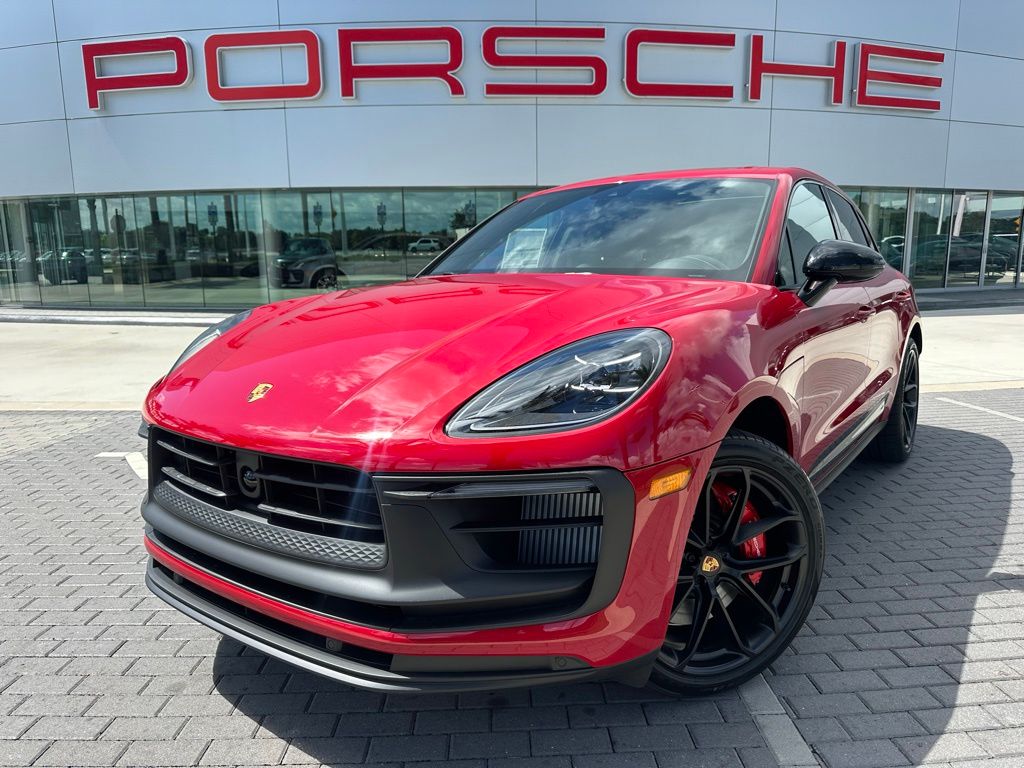 Thumbnail: 2026 Porsche Macan - 1