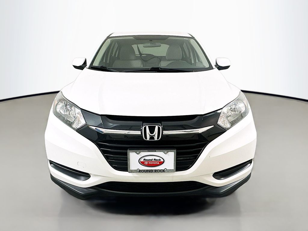 2018 Honda HR-V LX 2