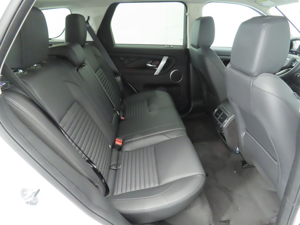 Thumbnail: 2025 Land Rover Discovery Sport - 22