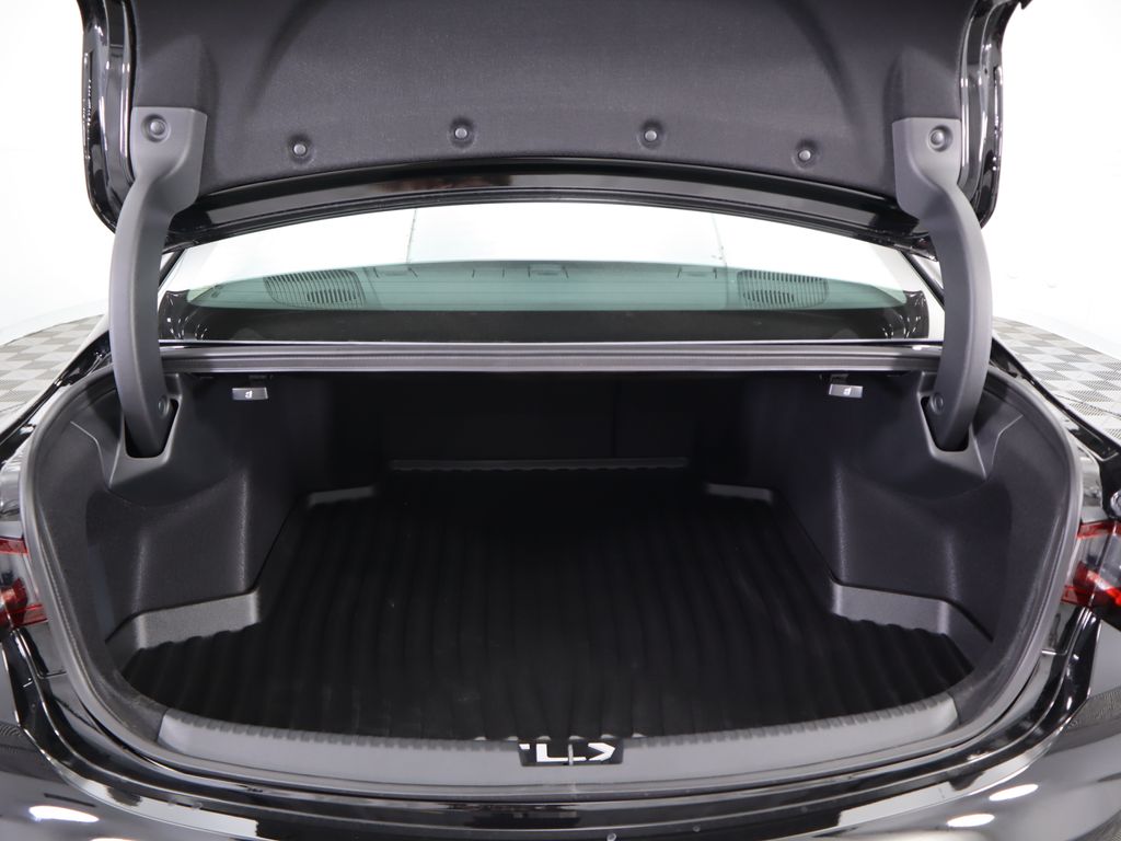 Thumbnail: 2025 Acura TLX - 31