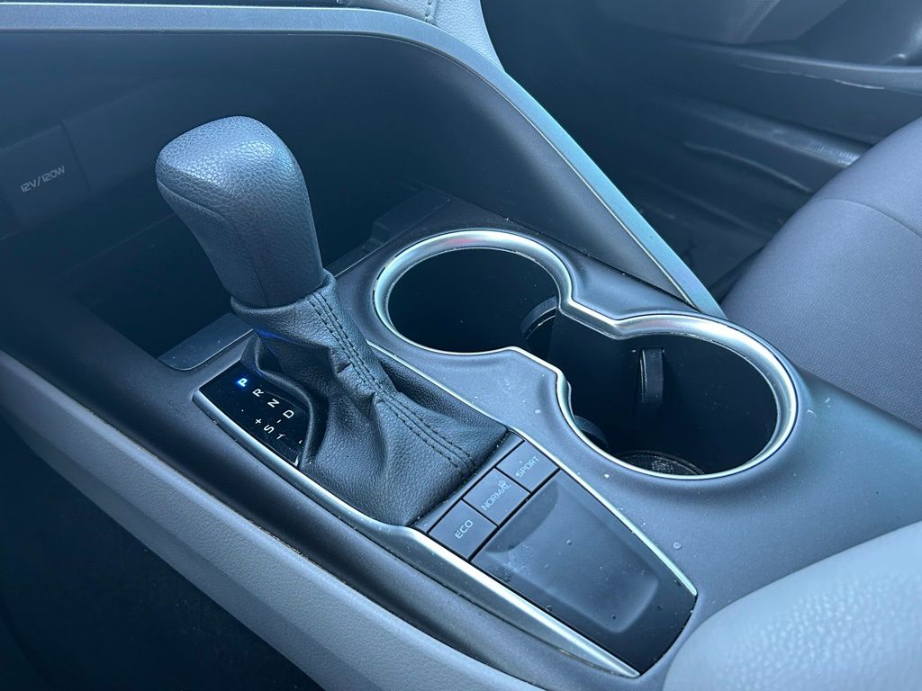 Thumbnail: 2023 Toyota Camry - 27