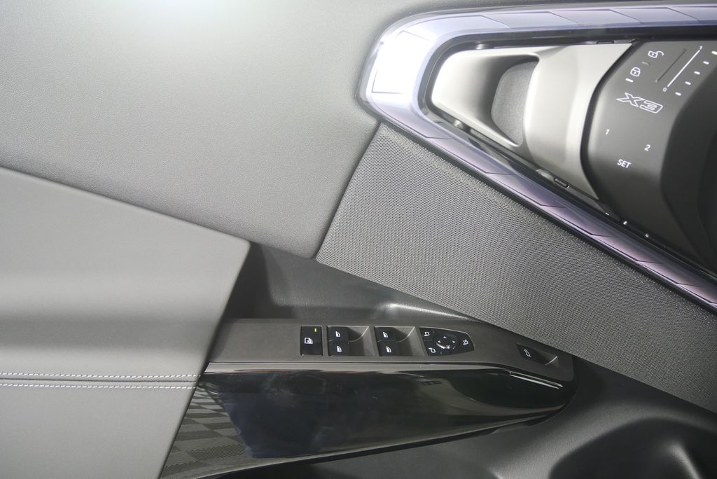 Thumbnail: 2026 BMW X3 - 9