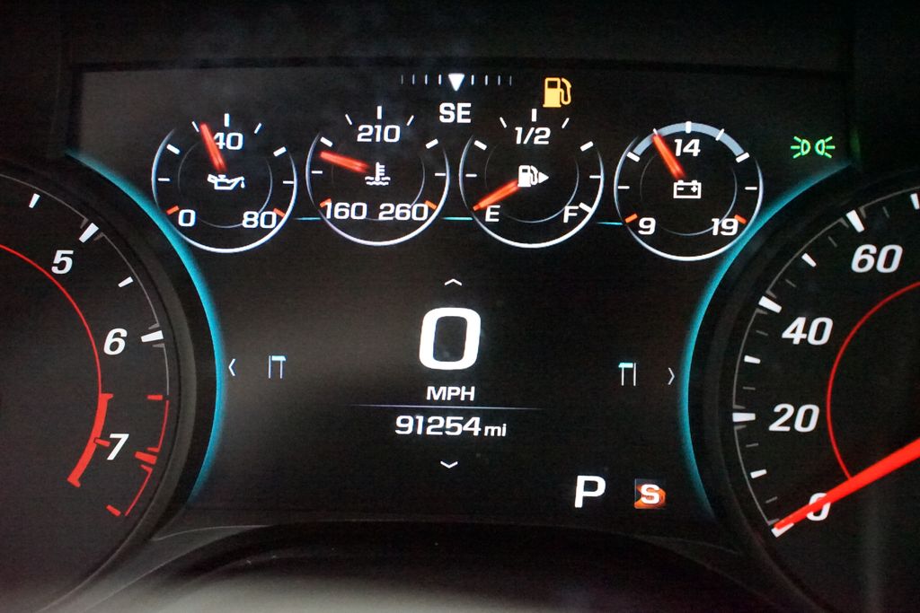 Thumbnail: 2018 Chevrolet Camaro - 17