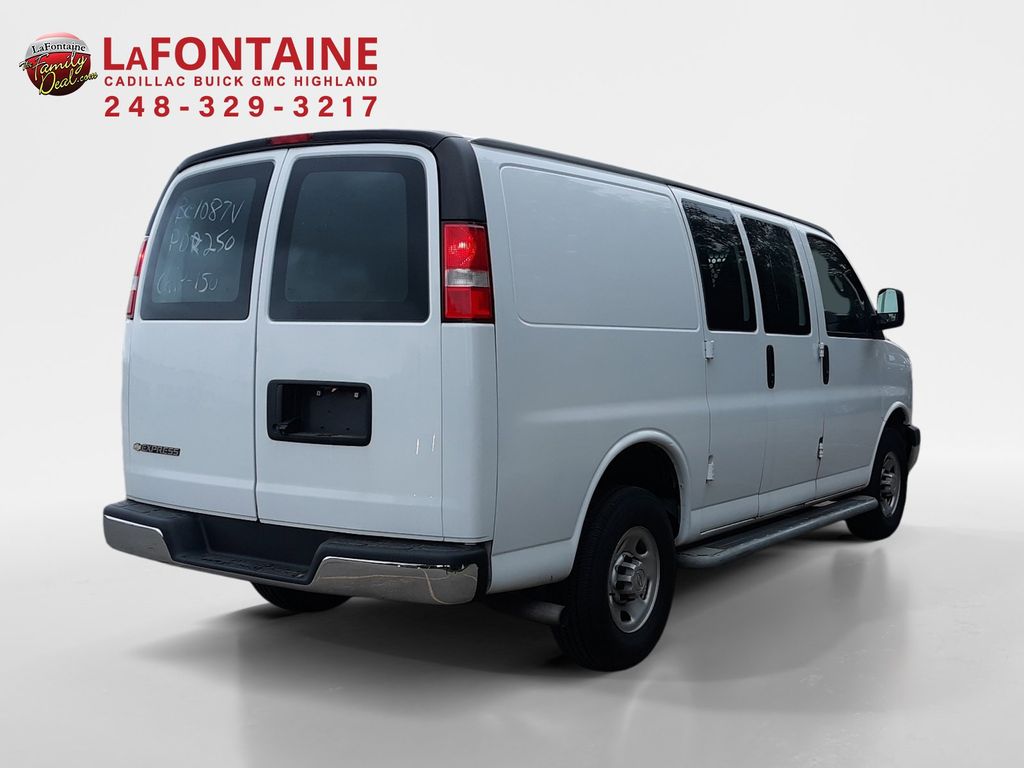 2022 Chevrolet Express 2500 Work Van 7