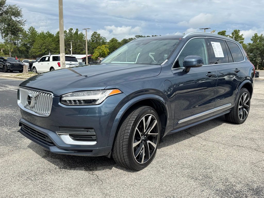 2021 Volvo XC90 Recharge T8 Inscription Expression photo 3