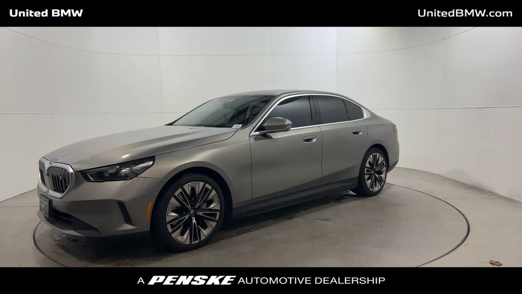 Thumbnail: 2024 BMW i5 - 4