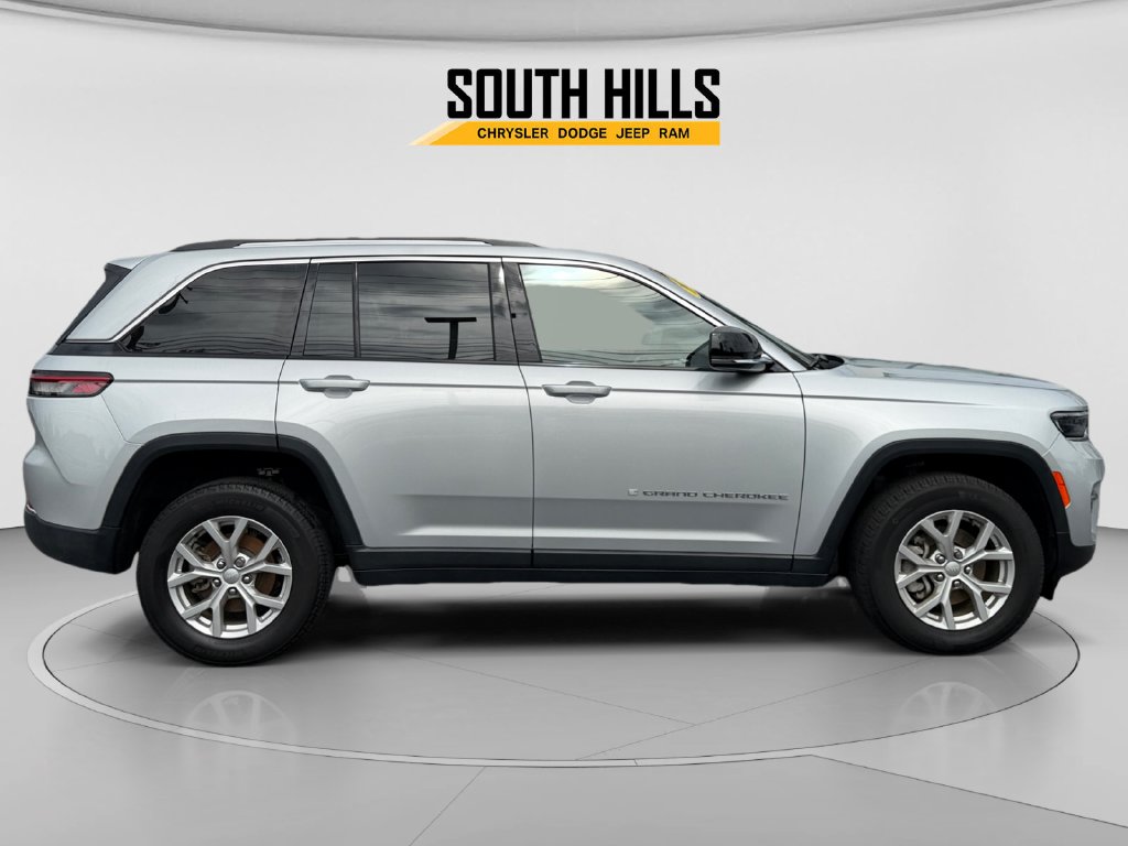 2023 Jeep Grand Cherokee Limited Silver at Auto Express Mitsubishi