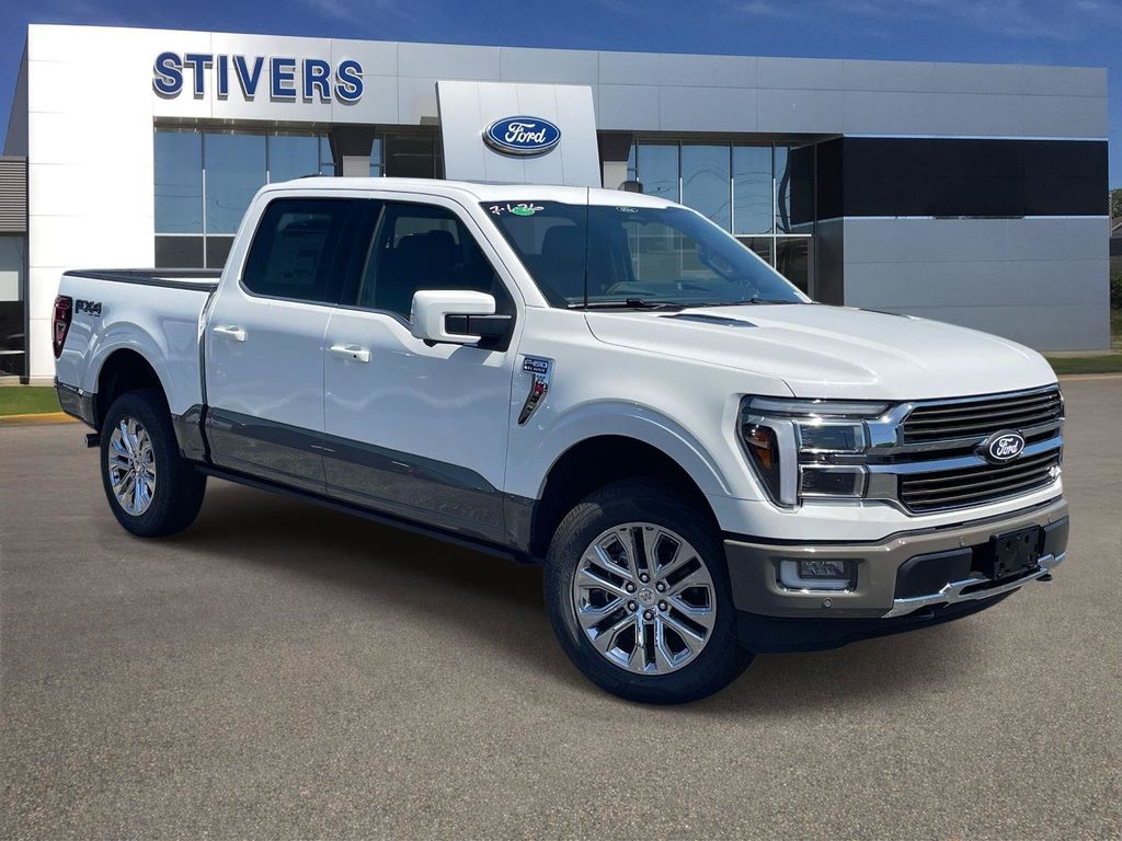 Star White Metallic Tri-Coat 2026 Ford F-150 Pickup Truck Four-Wheel Drive Automatic