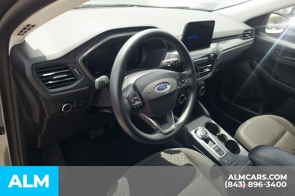 Used 2025 Gray Ford Active image 5