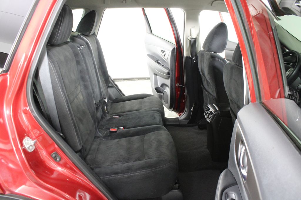 Used 2014 Nissan Rogue for sale in 