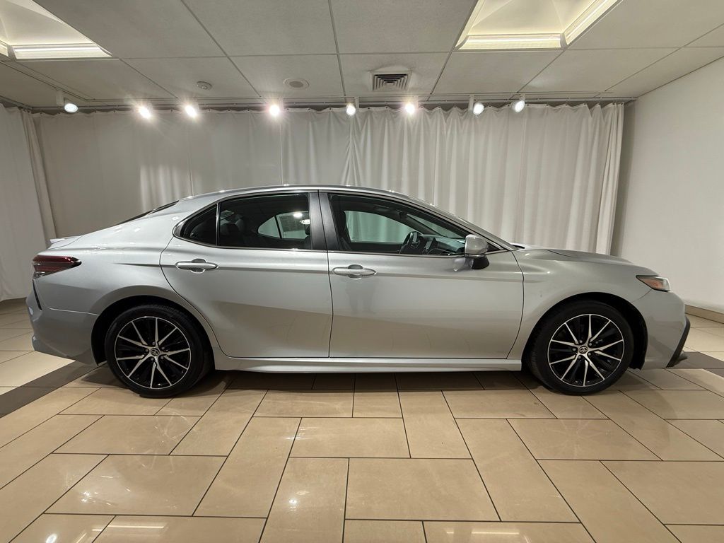 Thumbnail: 2023 Toyota Camry - 6