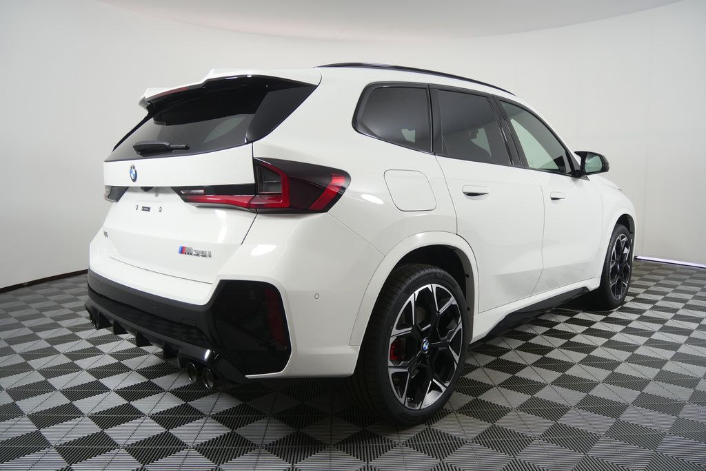 Thumbnail: 2026 BMW X1 - 3