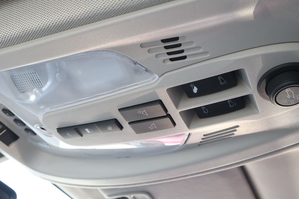Thumbnail: 2014 Chevrolet Equinox - 29
