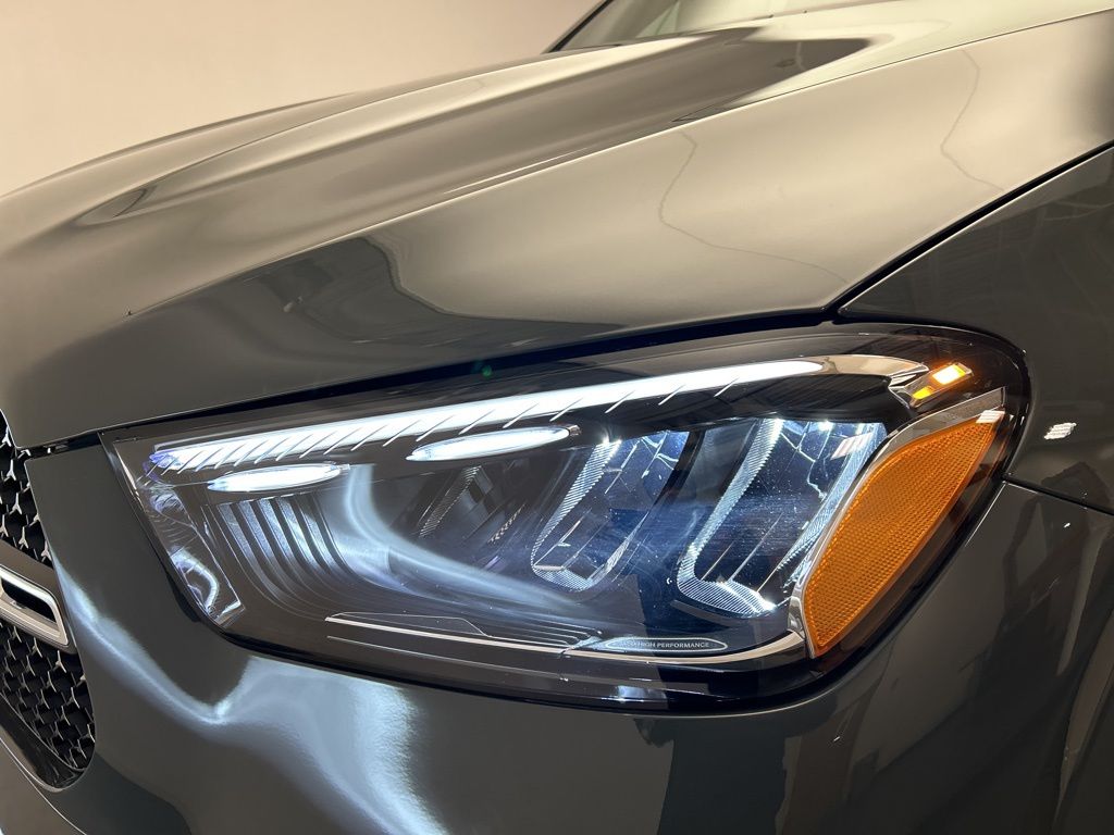 Thumbnail: 2026 Mercedes-Benz GLE - 9