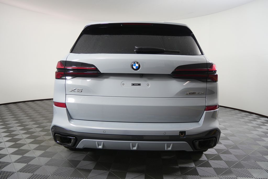 Thumbnail: 2026 BMW X5 - 4