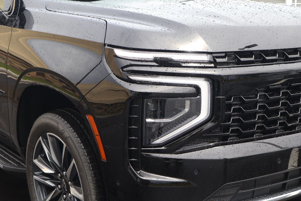 Thumbnail: 2026 Chevrolet Tahoe - 3