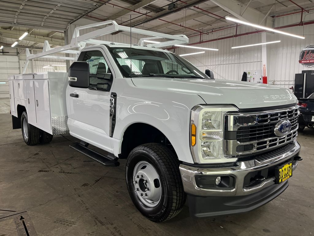 2025 Ford F-350 Regular Cab DRW 4WD Service Truck for sale #9F0436 - photo 18
