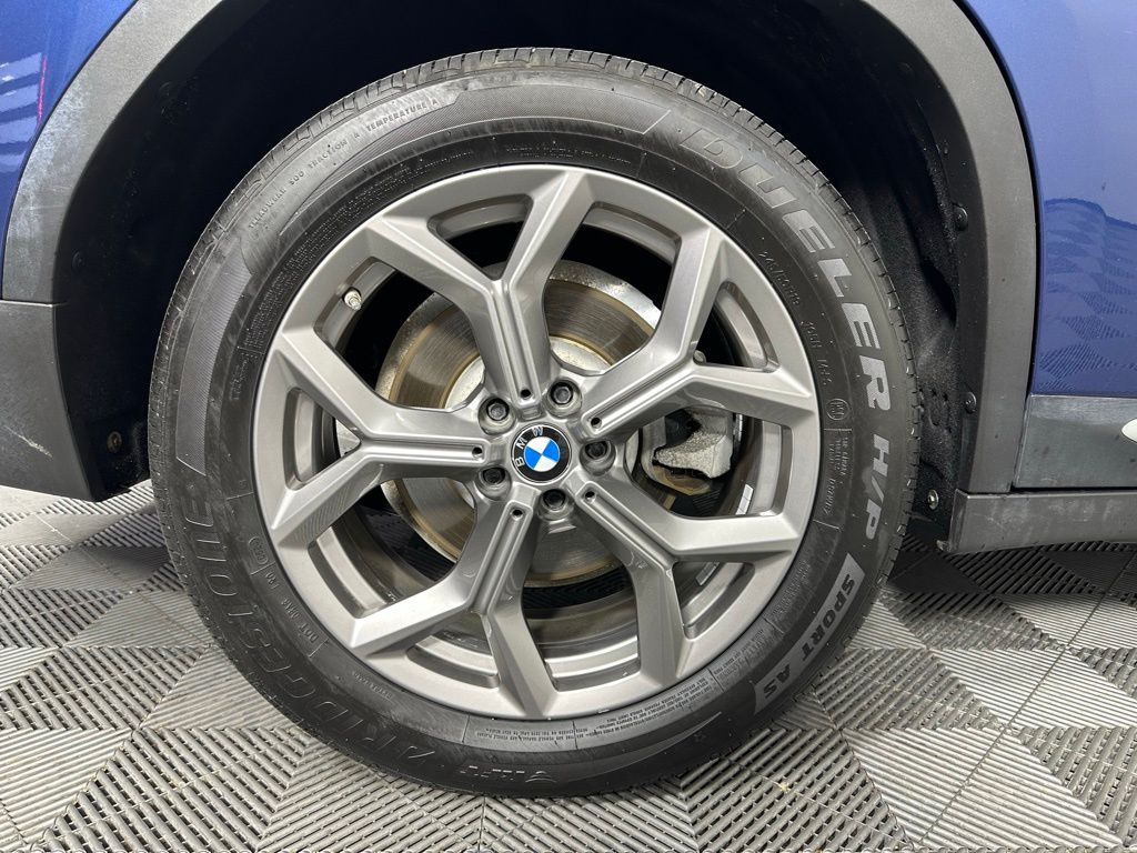 Thumbnail: 2020 BMW X4 - 12
