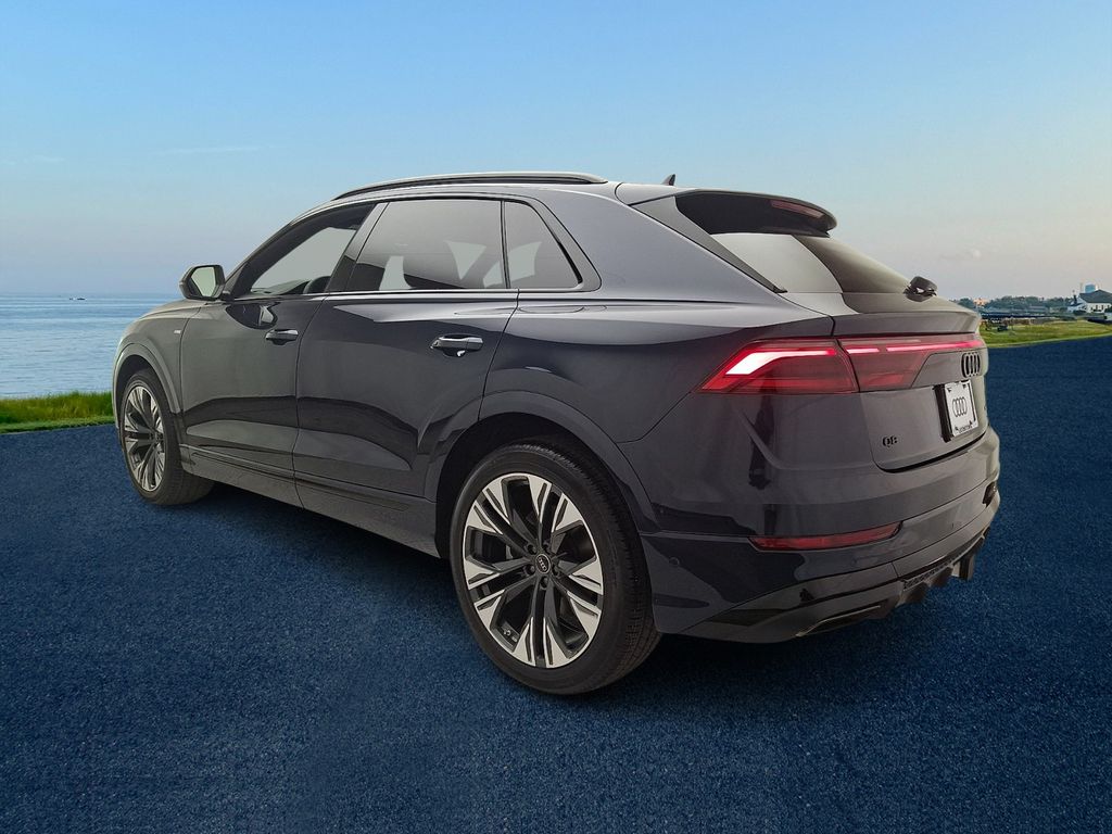 Thumbnail: 2027 Audi Q8 - 4