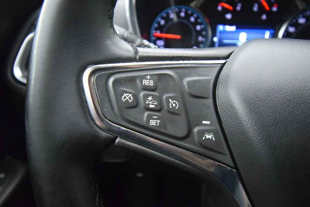 used 2024 Chevrolet Equinox car