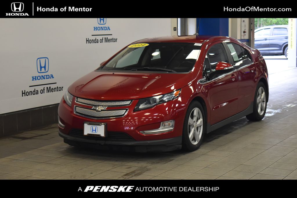 Thumbnail: 2014 Chevrolet Volt - 1